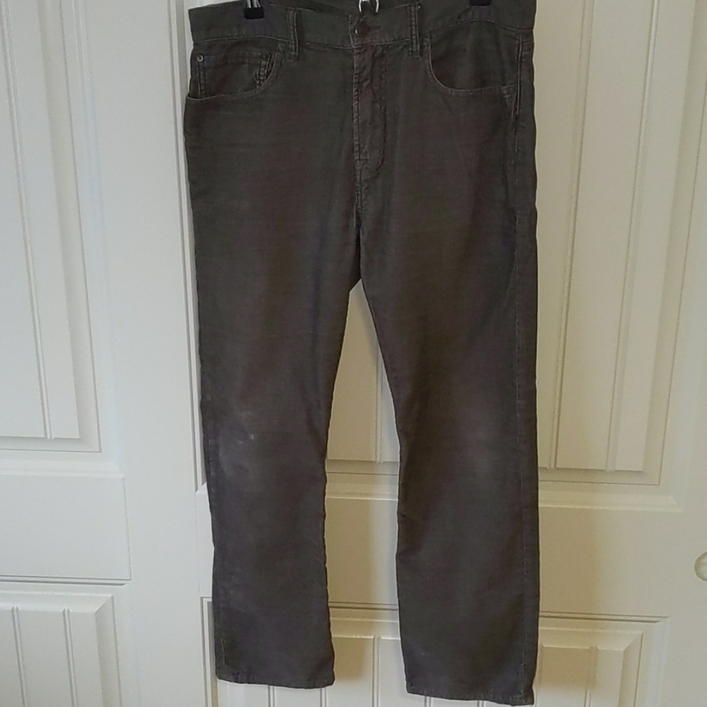 GAP grey chords